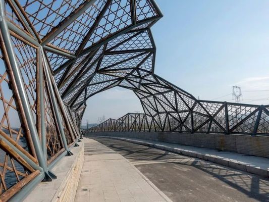 Dostosowana prefabrykowana konstrukcja stalowa Korytarz mostowy Lekka stal ISO9001