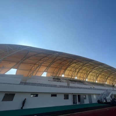 Recyklingowa konstrukcja stalowa Stadium Anti Rust Prefabrykowana metalowa siłownia budowlana
