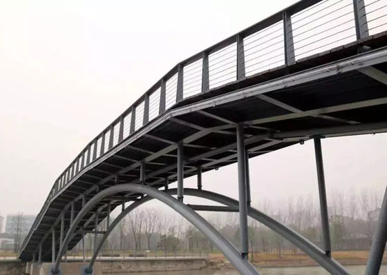 Struktura Prefabrykowana stalowa kratownica Konstrukcja mostu dla pieszych