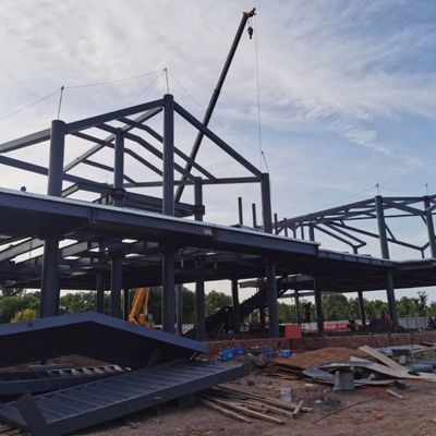 Budowa stalowa konstrukcja prefabrykowana Budowa metalowa konstrukcja stalowa szopka