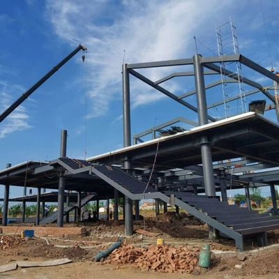 Budowa stalowa konstrukcja prefabrykowana Budowa metalowa konstrukcja stalowa szopka