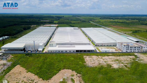 Rama stalowa prefabrykowana konstrukcji przemysłowej, warsztat obróbki i produkcji konstrukcji stalowych