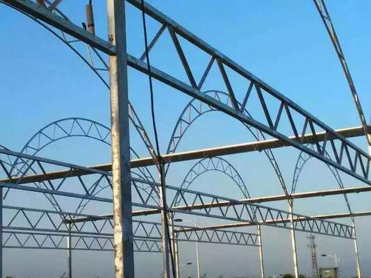 Ciągłe cieplarniane folie PE, stosowane do zwiększenia i przyspieszenia dojrzewania warzyw